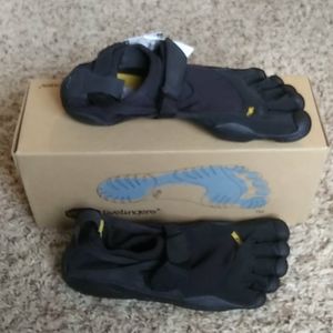 Vibram fivefingers shoes